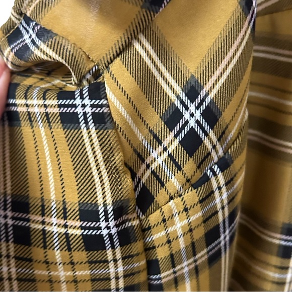 Torrid blouse - Picture 4 of 7